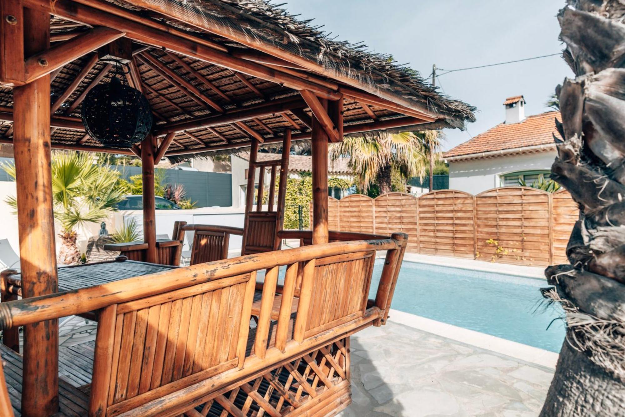 Reve D'Azur, Mazet En Bord De Mer, Parking, Piscine Partagee, Terrasse Bbq & Draps Inclus La Nartelle, 1 Salon, 1 Chambre, 1 Cuisine , 1 Sdb Sainte-Maxime Kültér fotó