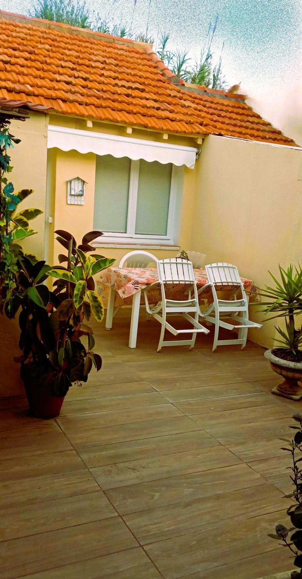 Reve D'Azur, Mazet En Bord De Mer, Parking, Piscine Partagee, Terrasse Bbq & Draps Inclus La Nartelle, 1 Salon, 1 Chambre, 1 Cuisine , 1 Sdb Sainte-Maxime Kültér fotó