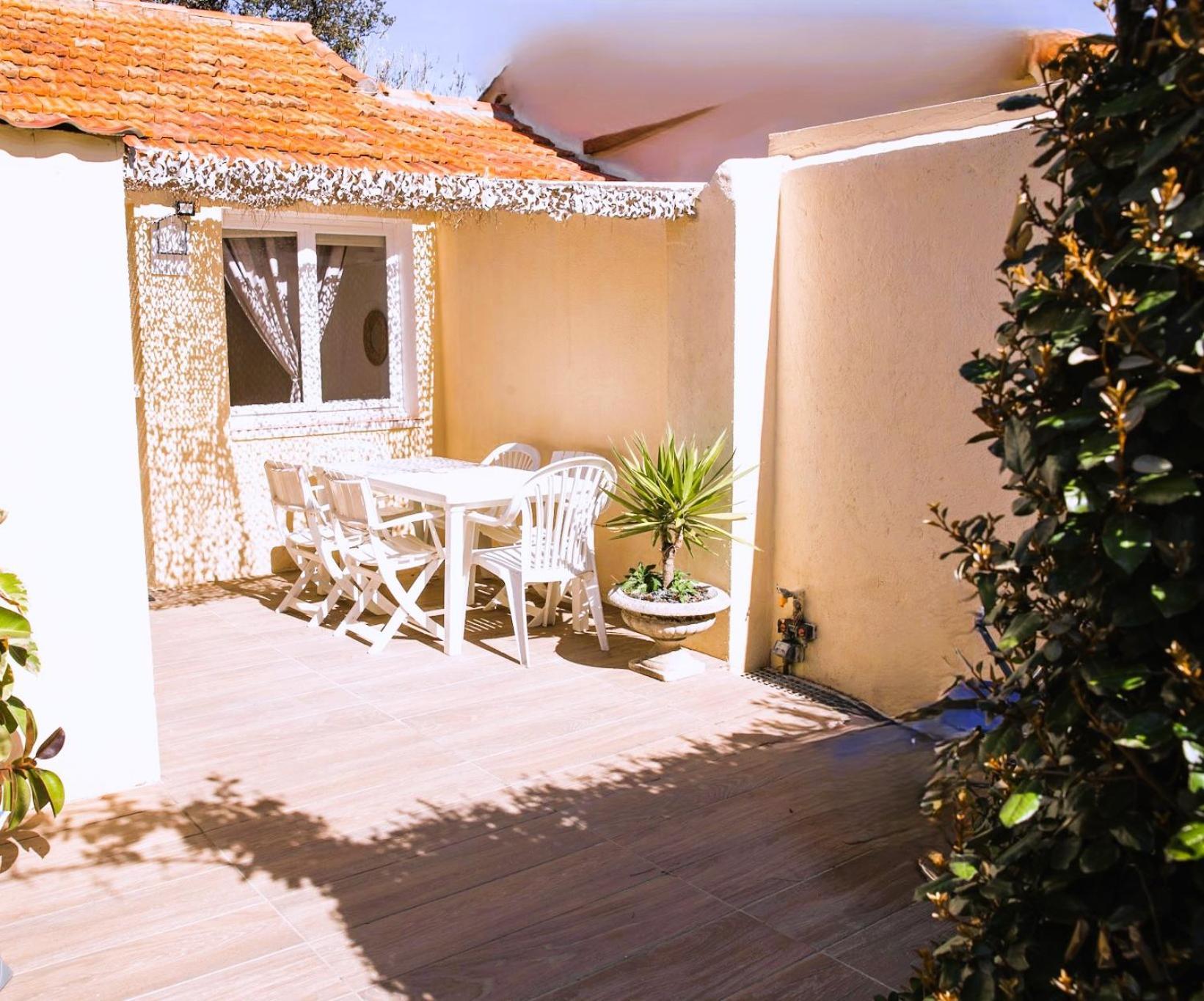Reve D'Azur, Mazet En Bord De Mer, Parking, Piscine Partagee, Terrasse Bbq & Draps Inclus La Nartelle, 1 Salon, 1 Chambre, 1 Cuisine , 1 Sdb Sainte-Maxime Kültér fotó
